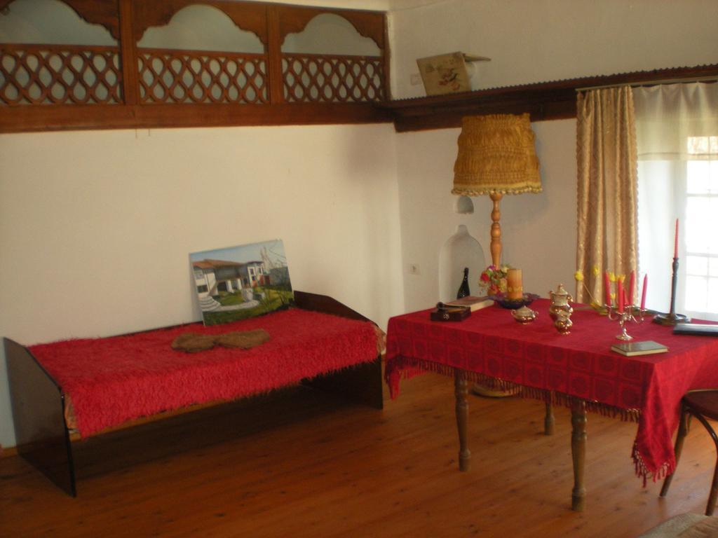 Pashko Vasa Guesthouse Shkoder Phòng bức ảnh